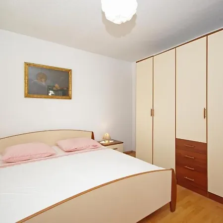 Rose Apartmán